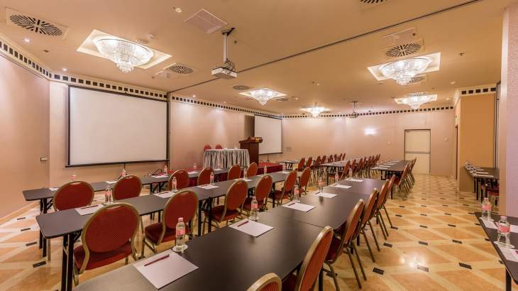 KONFERENZRAUM PRAG