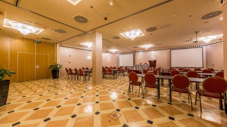 KONFERENZRAUM PRAG