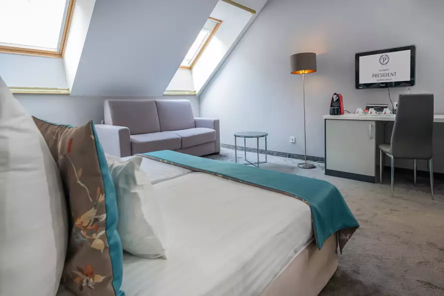 Szobák & lakosztályok Superior manzard room with sofa, Hotel President